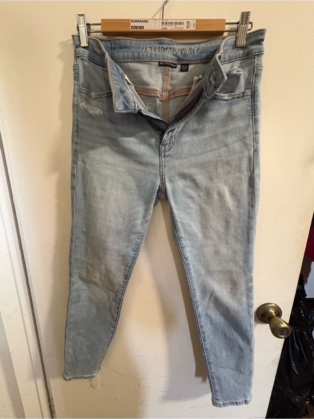 American Eagle Outfitters Light Blue Skinny Jeans